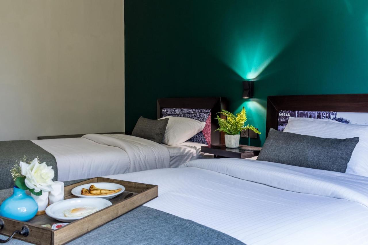 Lokal Rooms X Shahrah-E-Faisal Karachi Extérieur photo